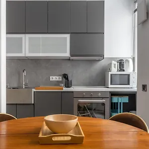 Veeve - Almond Blossom Apartment