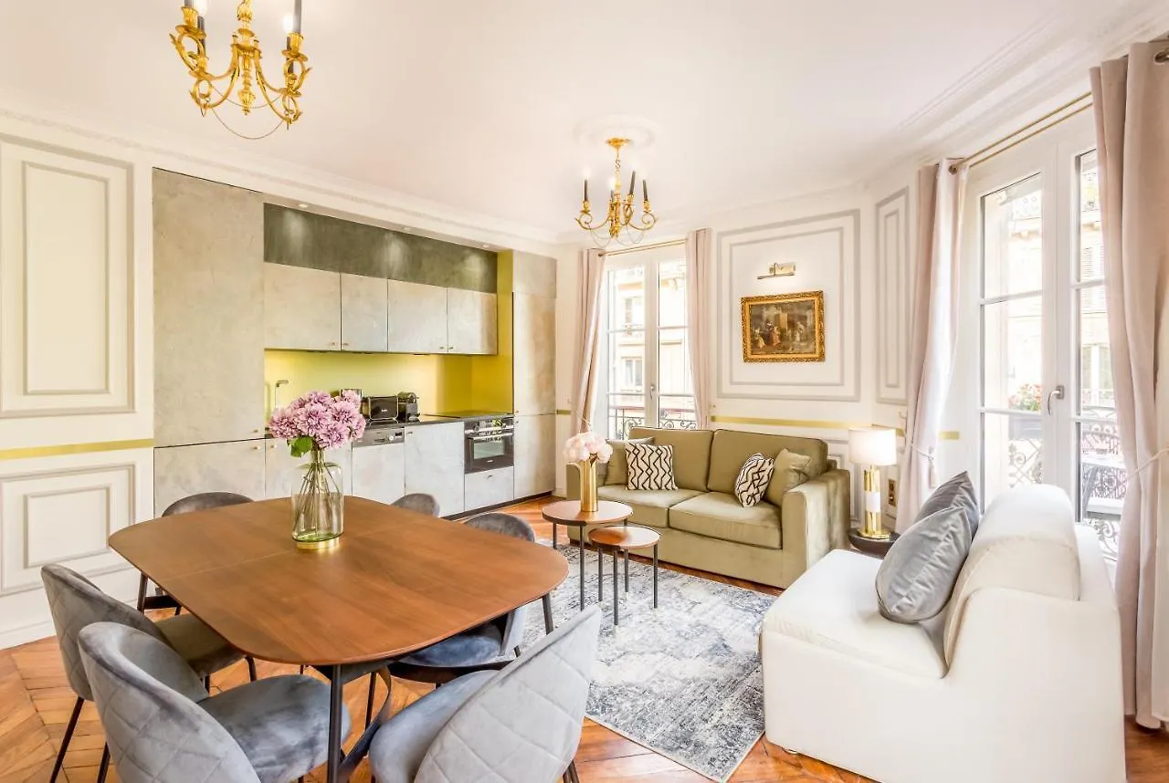 Merveil - Luxury Suite - Louvre -Sebastopol I Paris Apartment